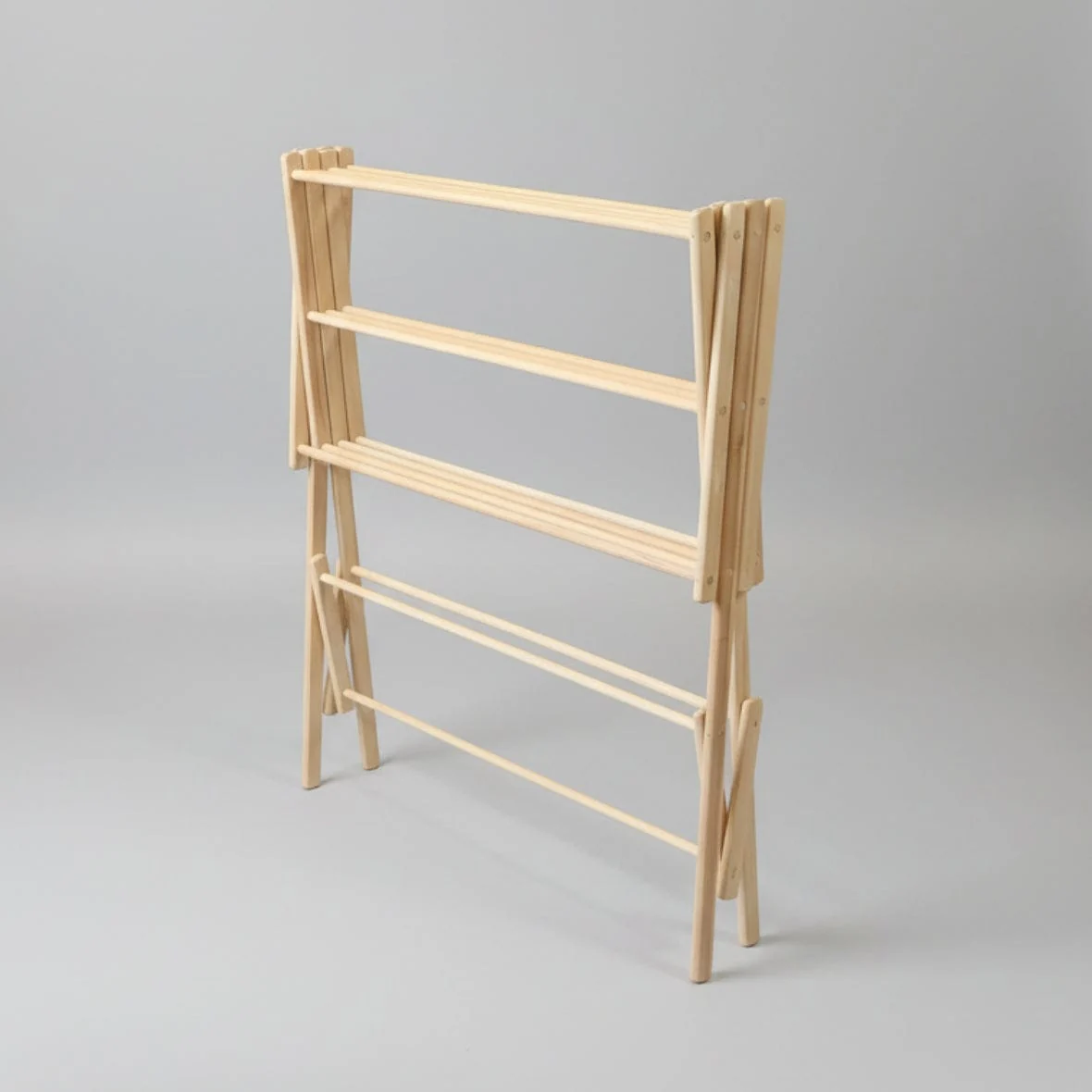 Horizontal drying rack folded flat